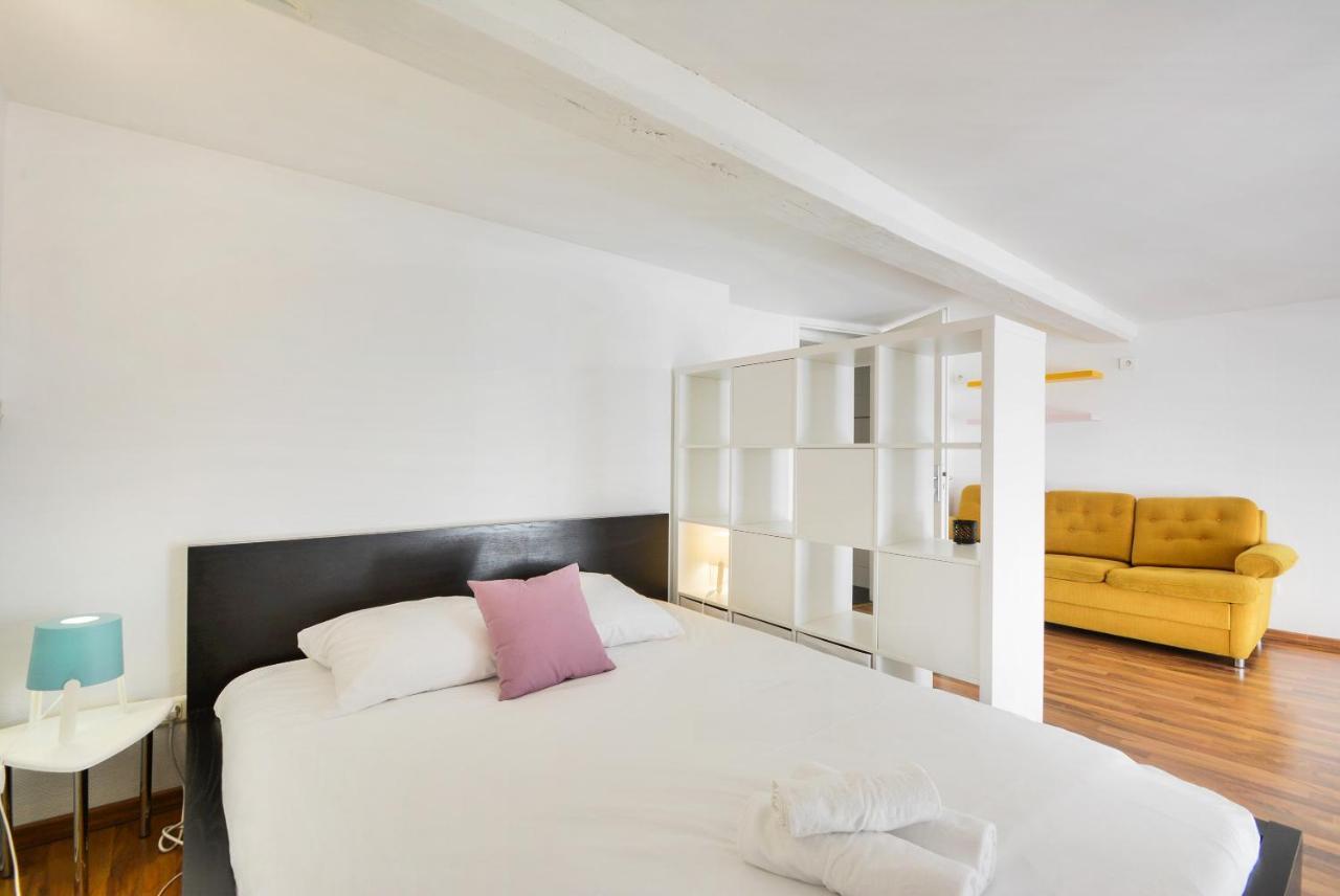 Ideal Pros Et Tourisme - Le Loft De Guise Avec Parking Prive Apartment Nancy Ngoại thất bức ảnh